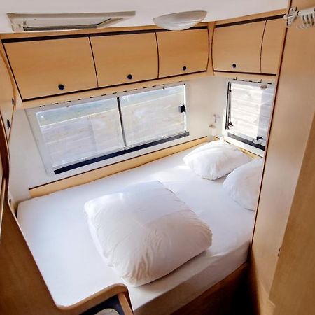 Camping-Car Vitry-le-François Eksteriør bilde